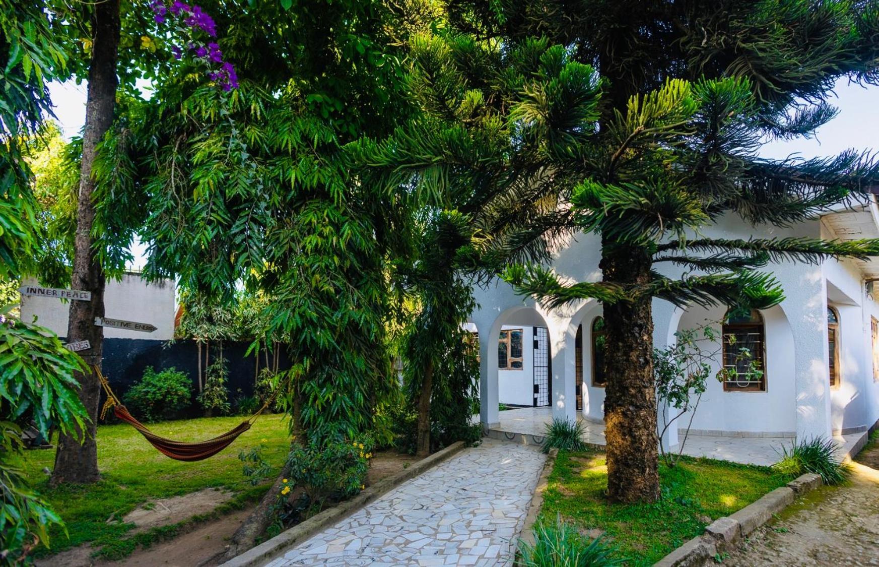 Safari Adventures-House Bed and Breakfast Arusha Eksteriør billede